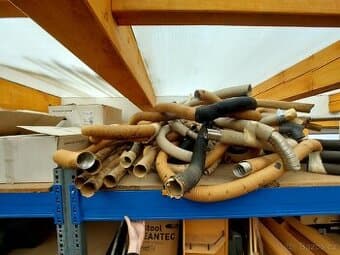 Karavanové trubky na rozvod tepla + komínkové trubky