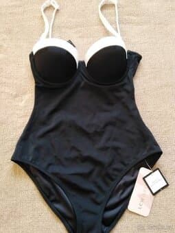 Plavky vcelku zn. LC Waikiki, velikost 36