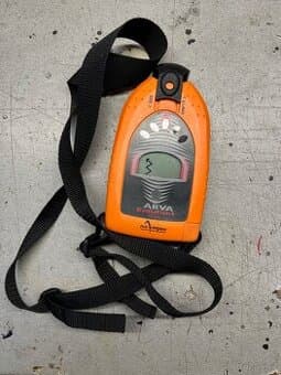 Lavinový vyhledávač Arva Evolution+