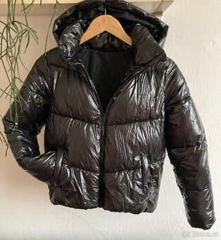 Dívčí zimní bunda 4F ,vel.152-157/12let