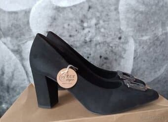 Černé lodičky Marco Tozzi vel.40