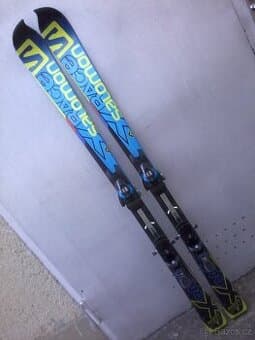 Lyže Salomon 151cm.