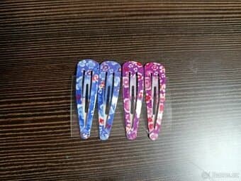 Dívčí sponky do vlasů