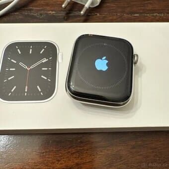 Apple Watch Series 6 44 mm (nerezová ocel)
