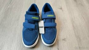 Nové sálové boty velikost 38