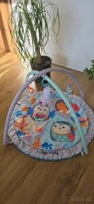 Hrací deka s hrazdou