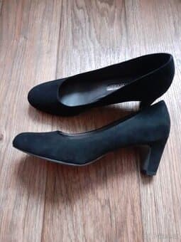 Dámské černé lodičky Tamaris 41/42