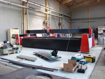 Stroj na řezání vodním paprskem RT 6020 (6800)