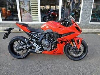 Suzuki GSX-8R nový motocykl