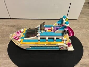 Lego friends loď