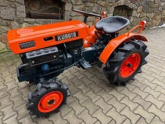 malotraktor Kubota B5000