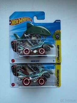 2x Hot Wheels TH "Shark bite"