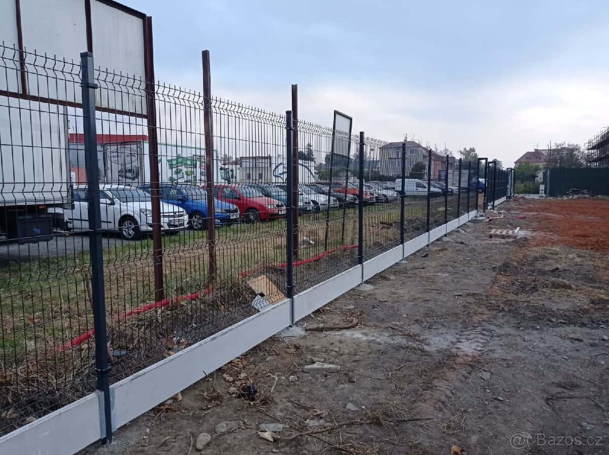 Ploty,oplocení 13