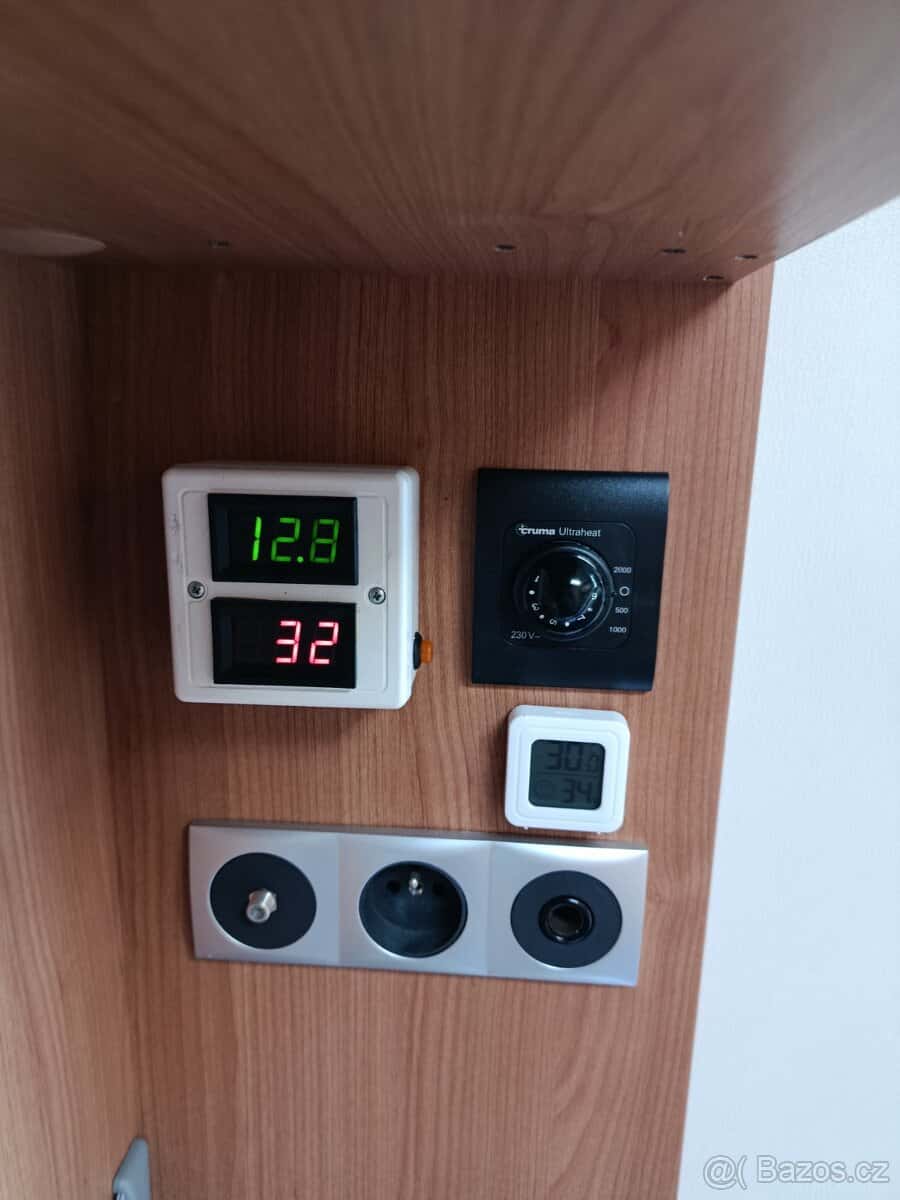 Karavan Bürstner 470 TS 9