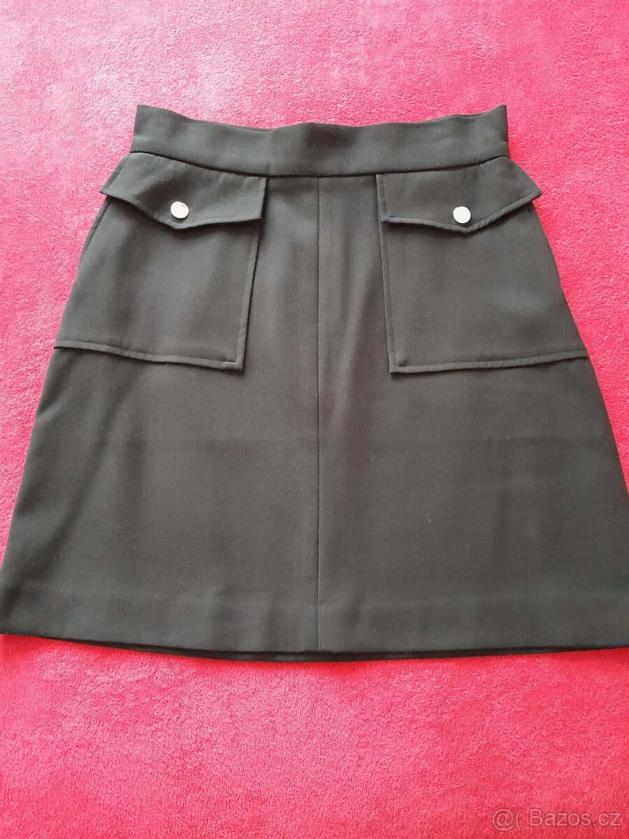 Černá sukně 1
