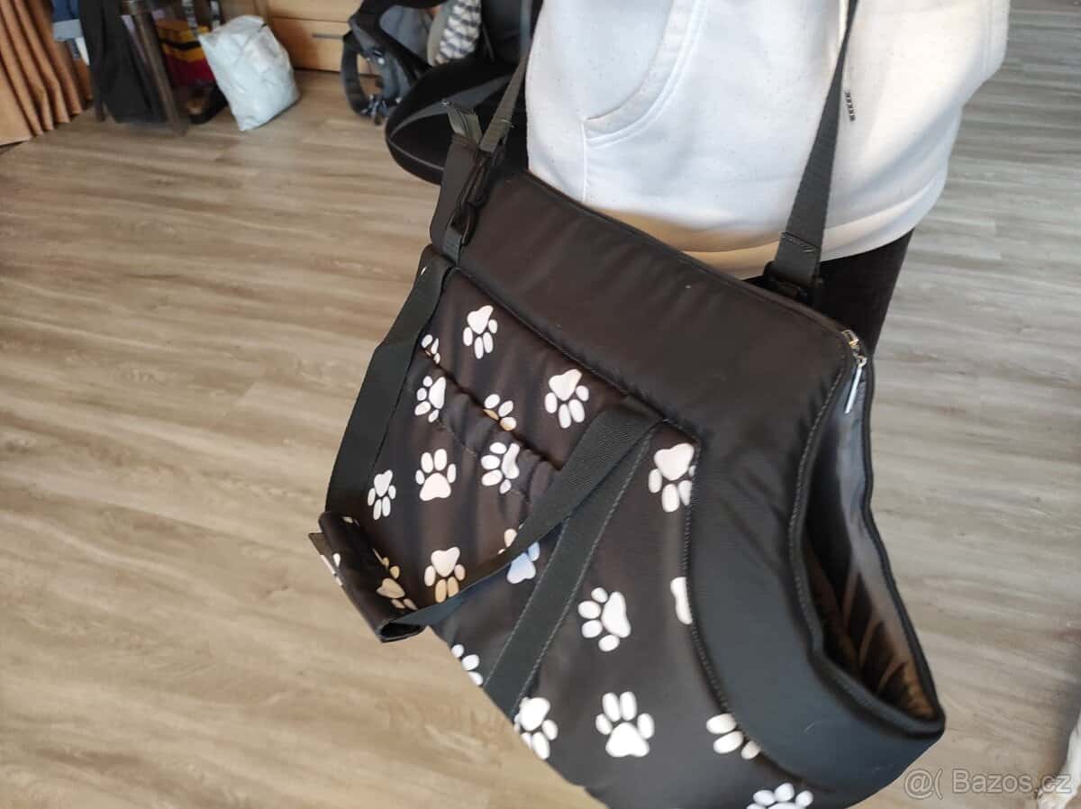 Prodám tašku na přenášení psa 4