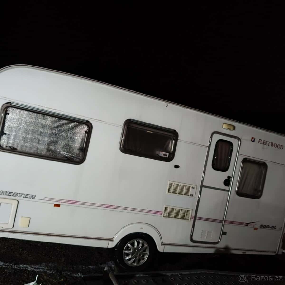 Anglický karavan pro 5 osob 1