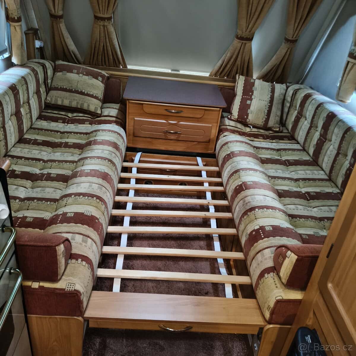 Anglický karavan pro 5 osob 15