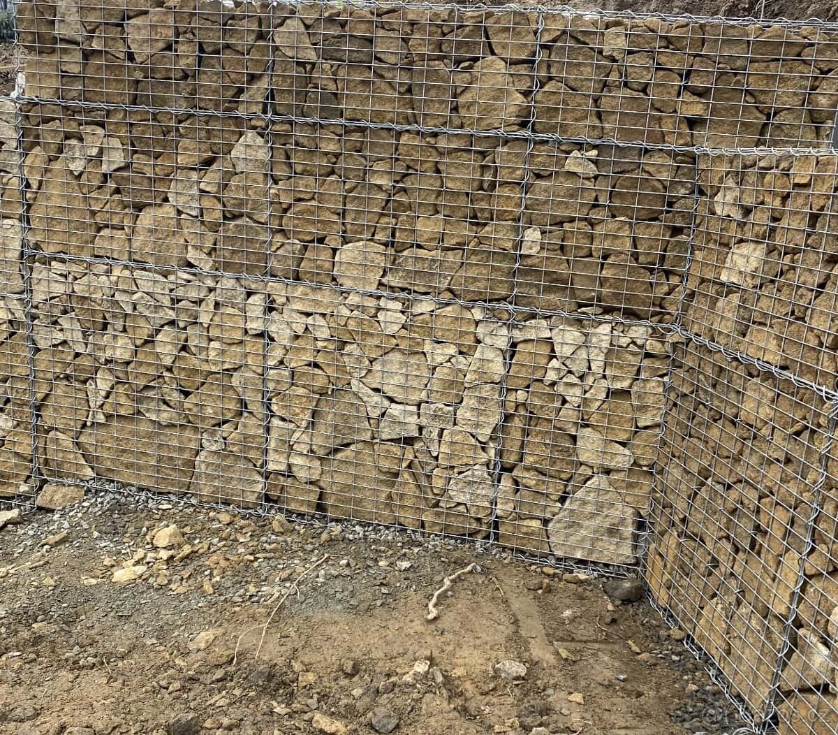 Realizace gabionových plotů 5