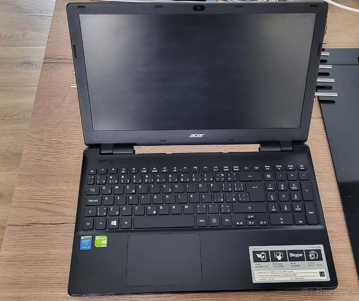 Acer E5 - 572 1