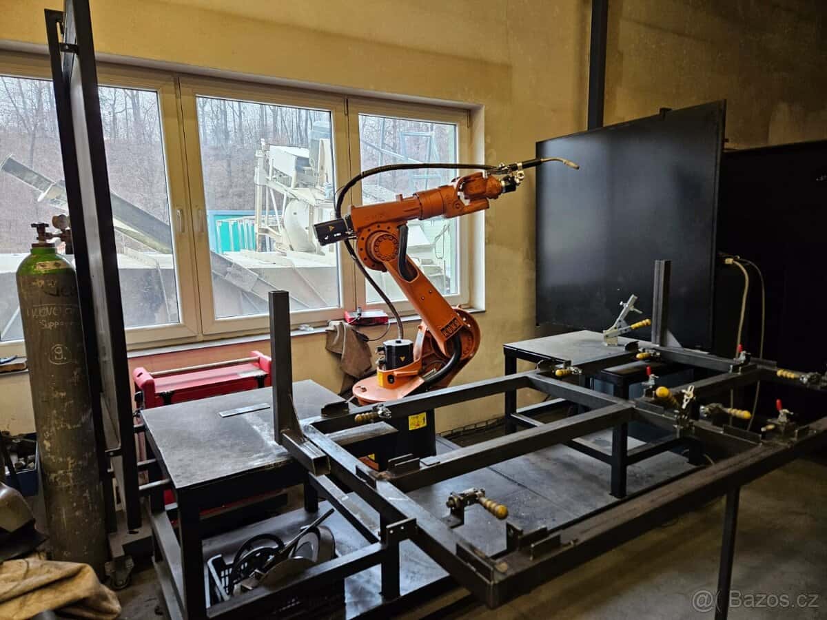 ROBOT KUKA 1