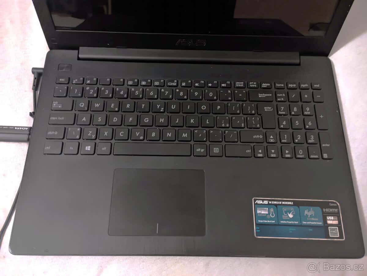 Asus notebook (zlevněno) 2