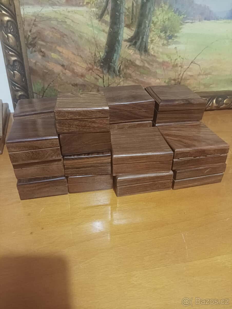 Dřevěné krabičky 10