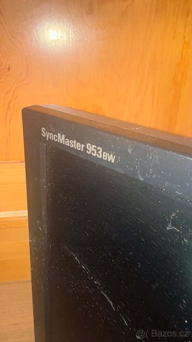 Monitor Samsung Syncmaster 953 19” 3