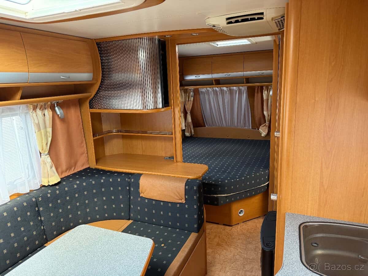 Karavan Dethleffs Camper 560 6