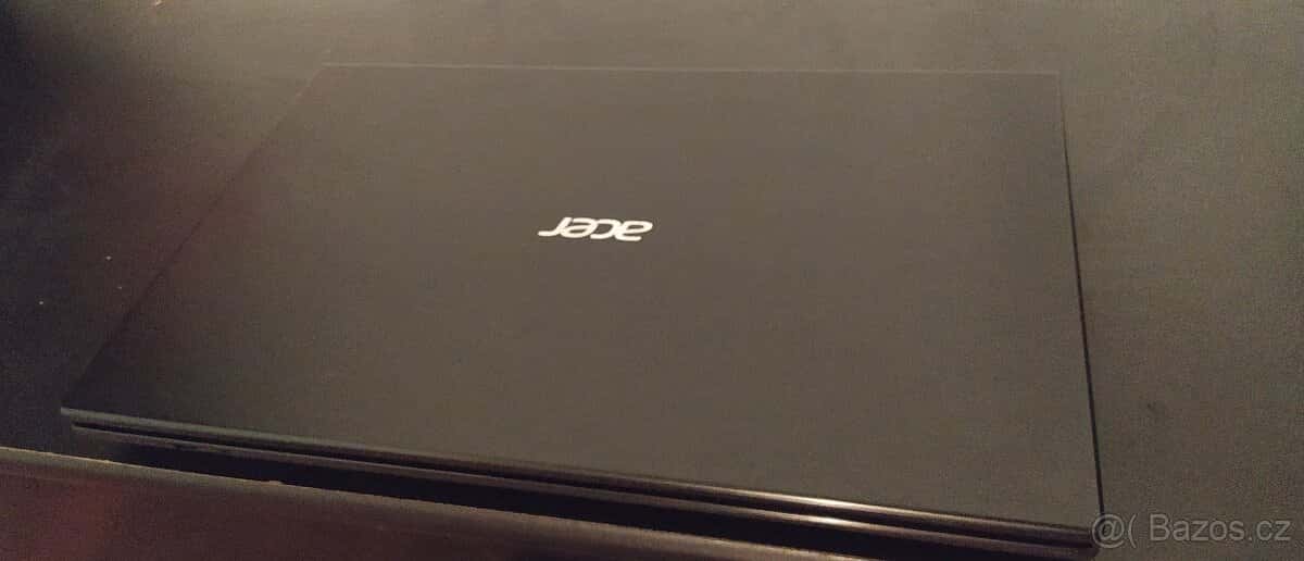 Herní notebook Acer 1