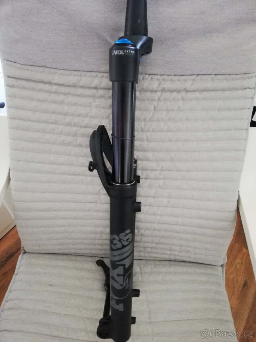 Fox 36 Performance 29 Float Fit Grip 4