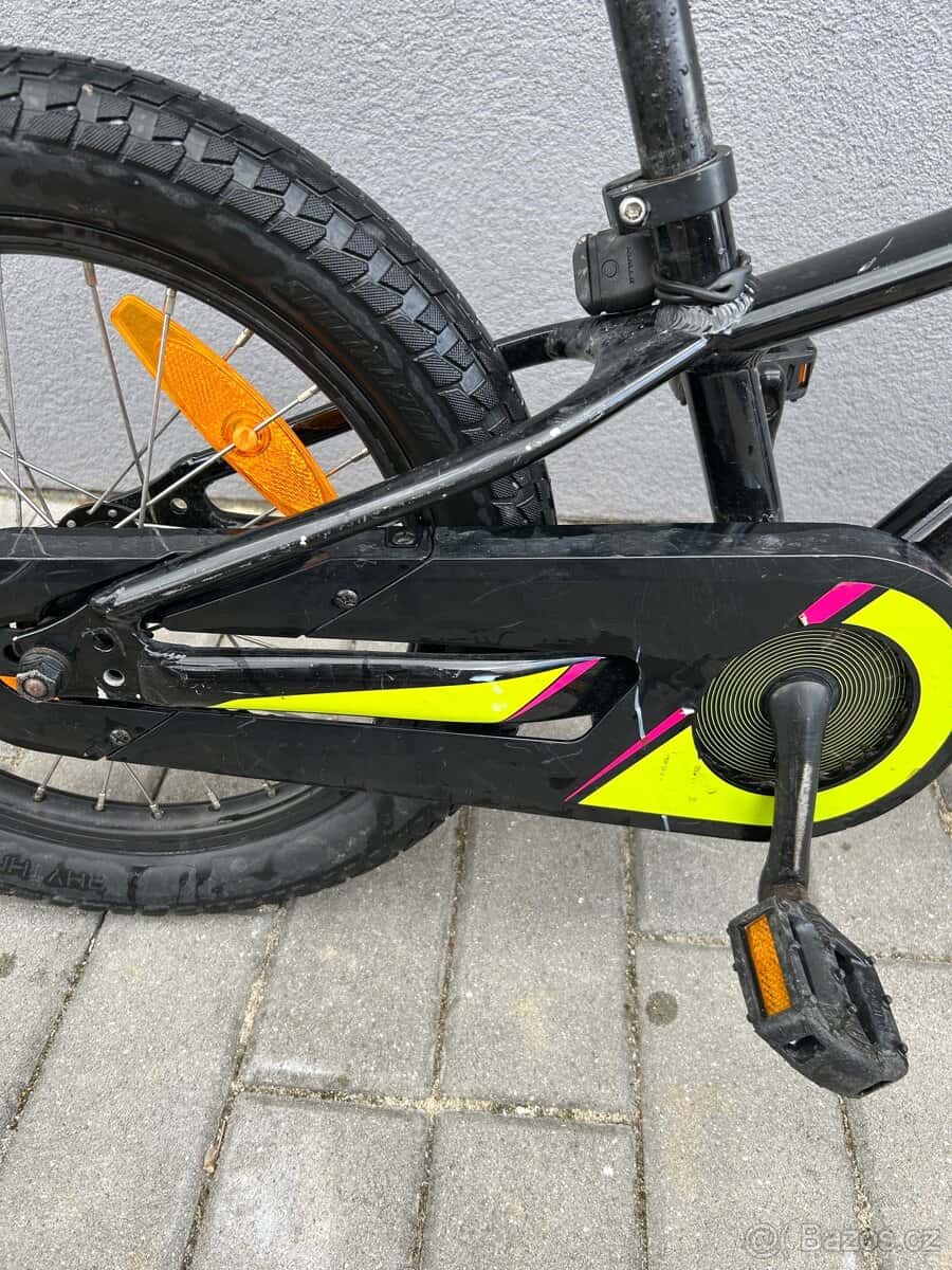 Dětské kolo Specialized 2