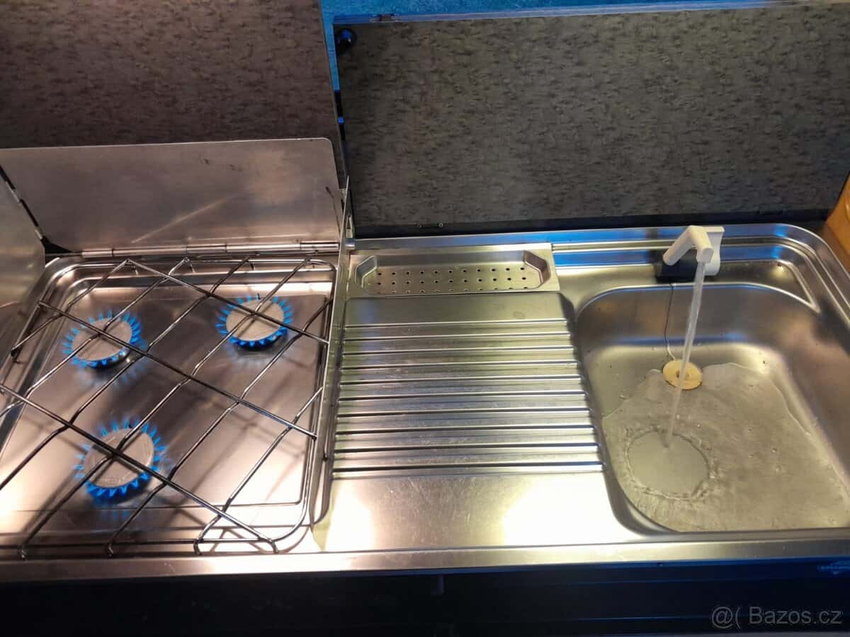 Karavan Hobby de Luxe 9