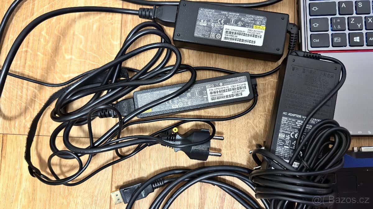 FUJITSU LIFEBOOK E756 3