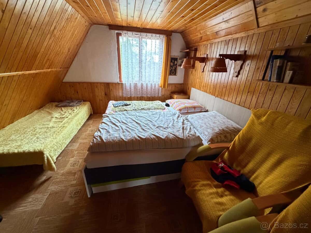 Chata, Třebívlice 8